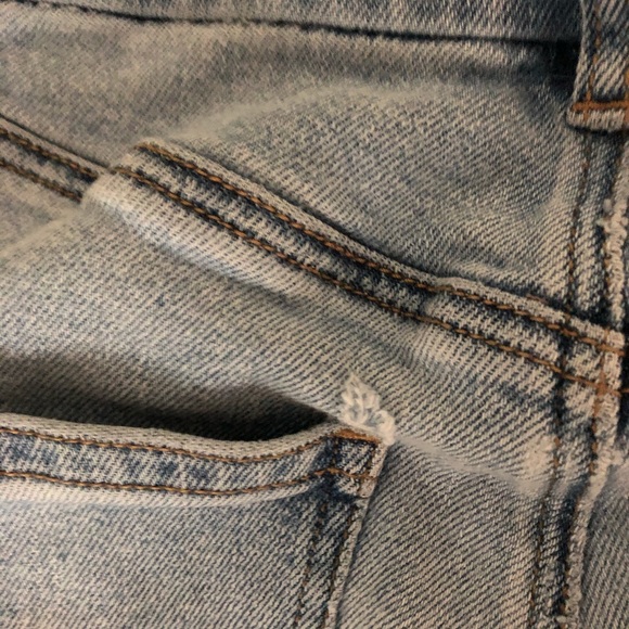 Curvy A&E mom jeans - Picture 5 of 8